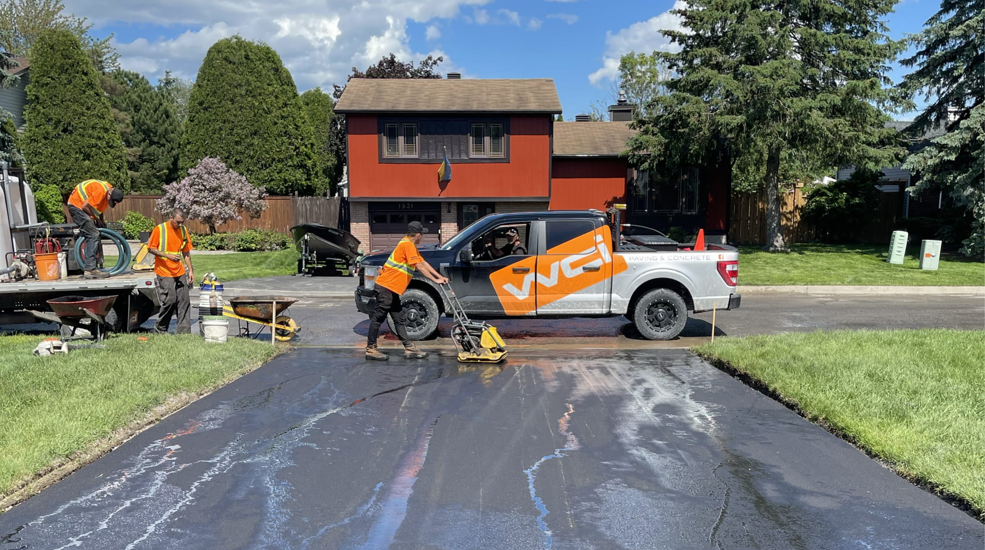 WCI Ottawa paving company team and equipment